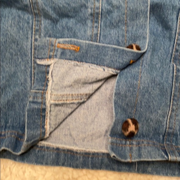 Girl’s blue denim crop jacket size L - Picture 3 of 4